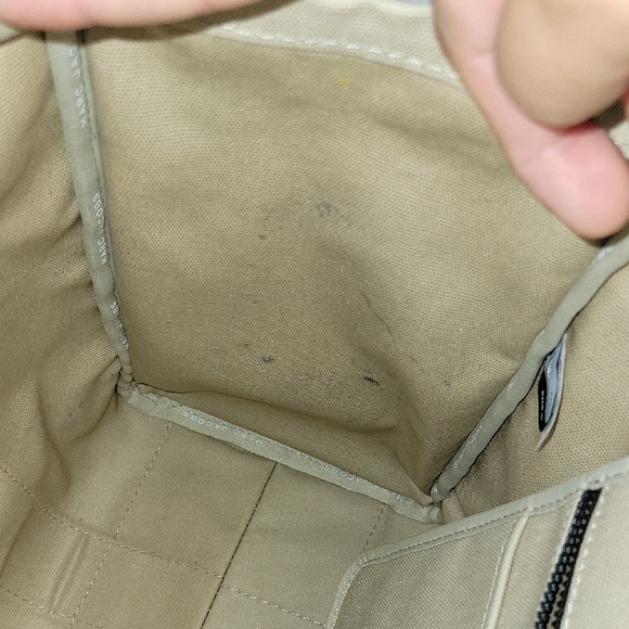Marc Jacobs The Tote Bag - Picture 9 of 11
